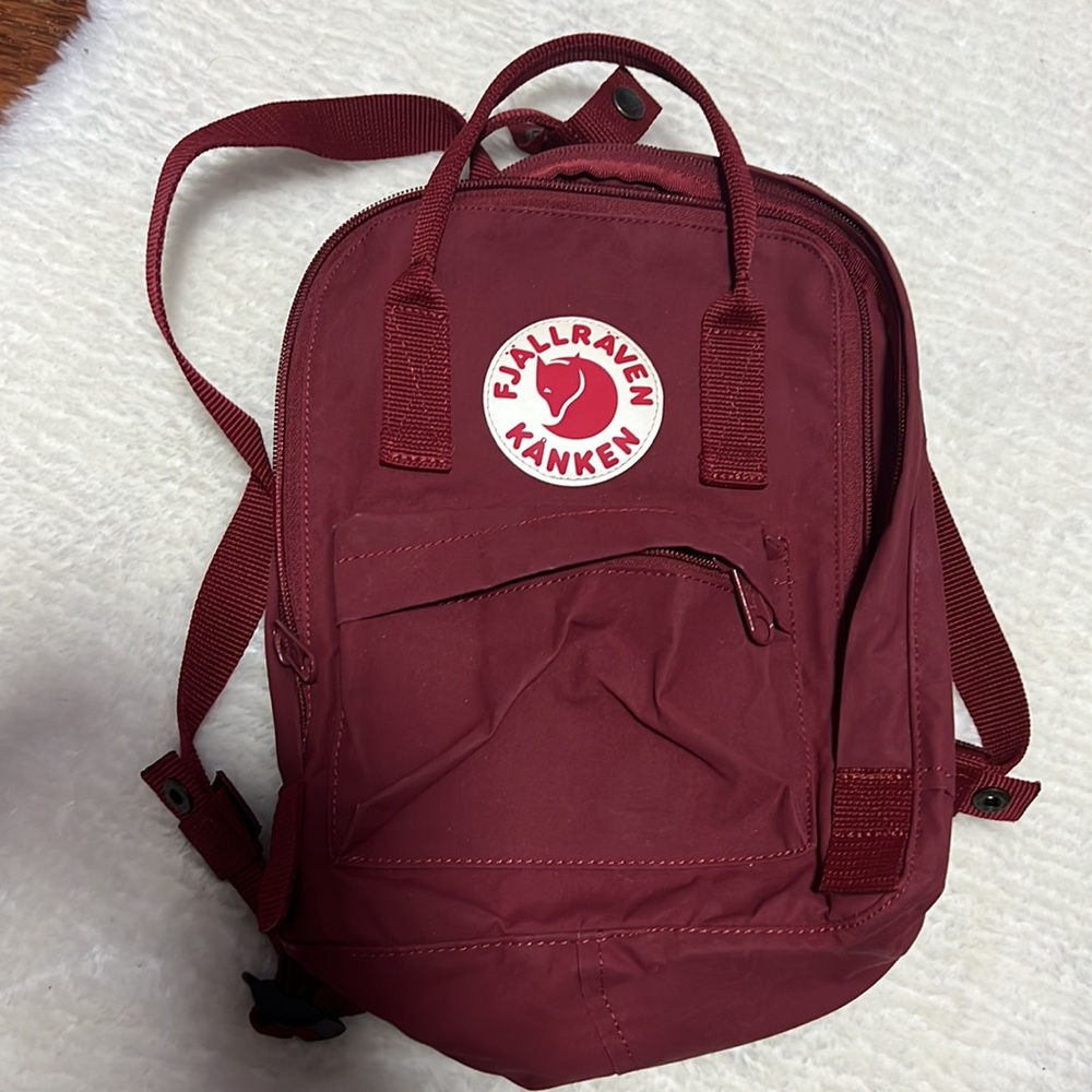 USED Fjallraven Kanken Mini Backpack (Ox Red)